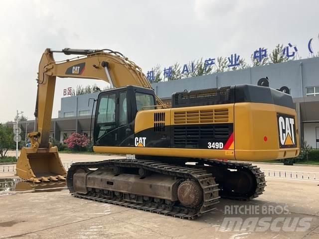 CAT 349D حفارات زحافة