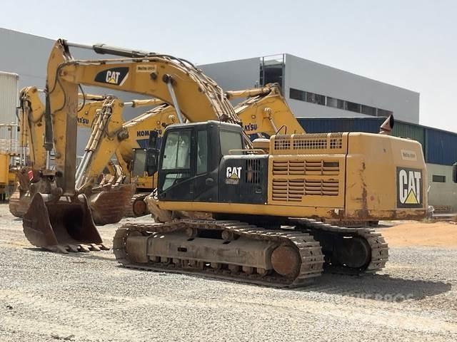 CAT 349D2 L حفارات زحافة