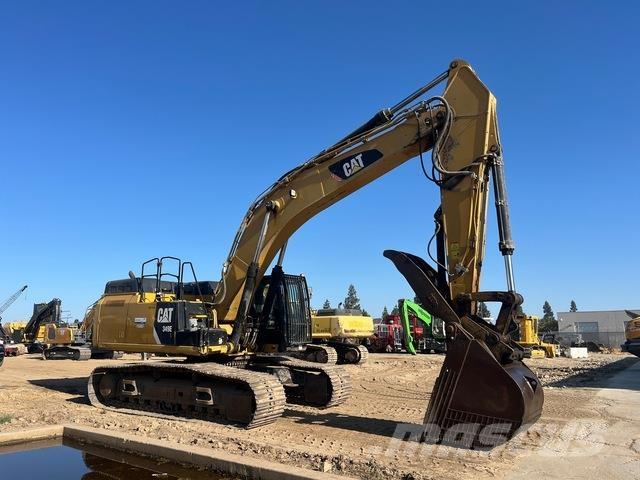 CAT 349E L حفارات زحافة
