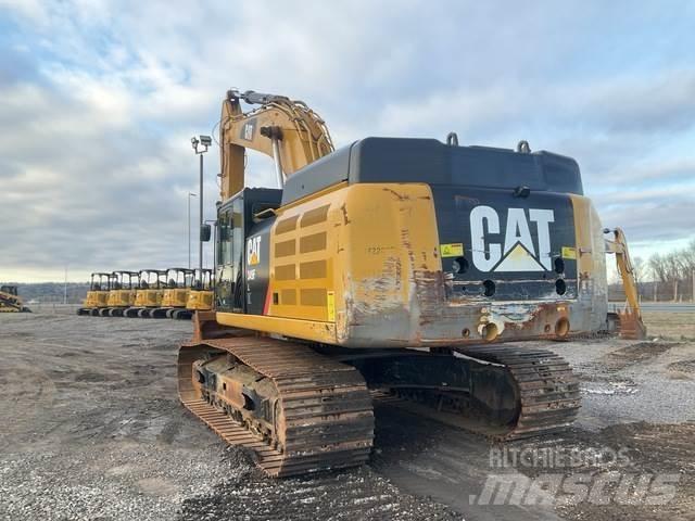 CAT 349FL حفارات زحافة