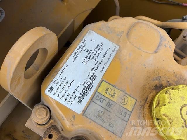 CAT 350 حفارات زحافة