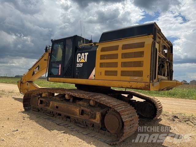 CAT 352F حفارات زحافة