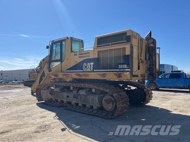 CAT 365B LII حفارات زحافة