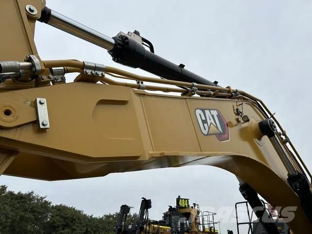 CAT 374 حفارات زحافة