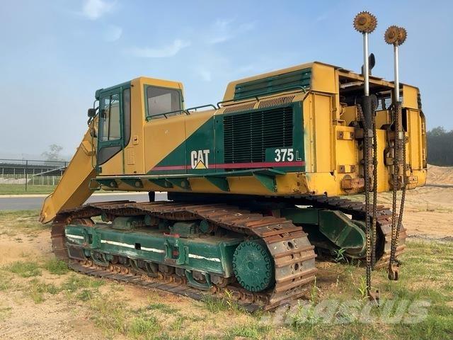 CAT 375 L حفارات زحافة