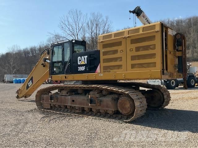 CAT 390F حفارات زحافة