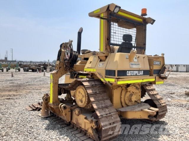 CAT 561H رافعات مد أنابيب