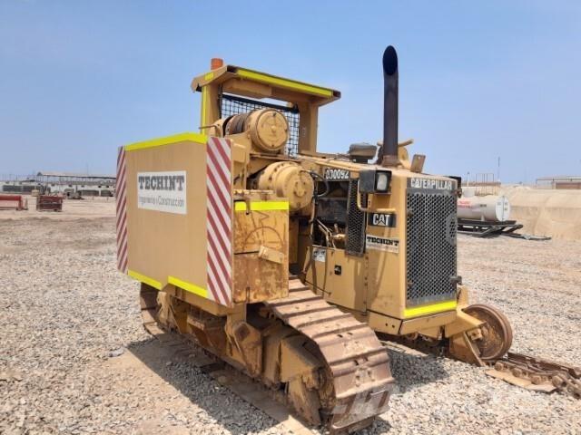 CAT 561H رافعات مد أنابيب