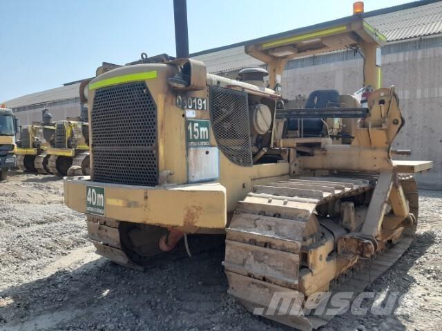 CAT 572F رافعات مد أنابيب
