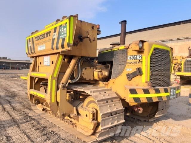 CAT 572F رافعات مد أنابيب