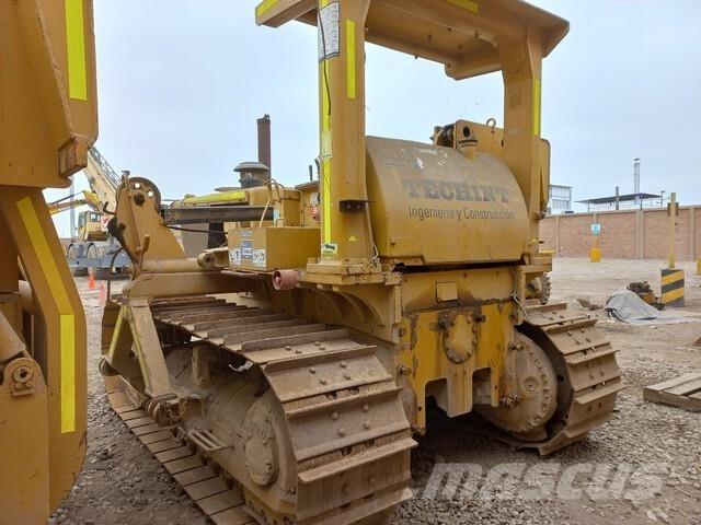 CAT 572F رافعات مد أنابيب