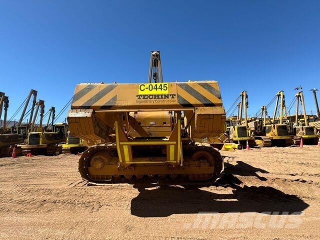 CAT 583K رافعات مد أنابيب