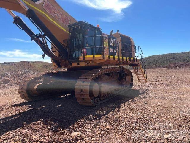 CAT 6015B حفارات زحافة