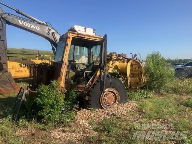 CAT 613C صهاريج مياه