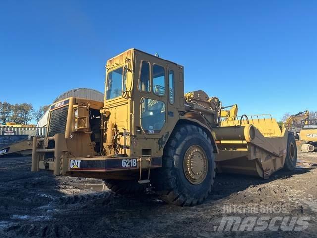 CAT 621B كاشطات