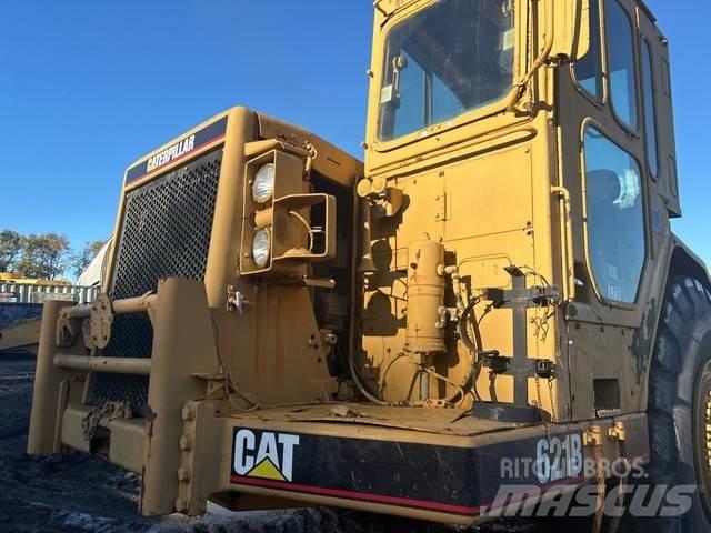 CAT 621B كاشطات