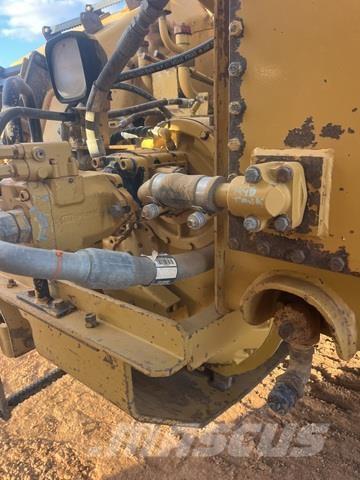 CAT 657G كاشطات