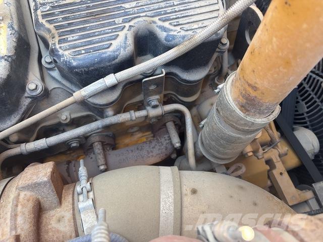 CAT 657G كاشطات