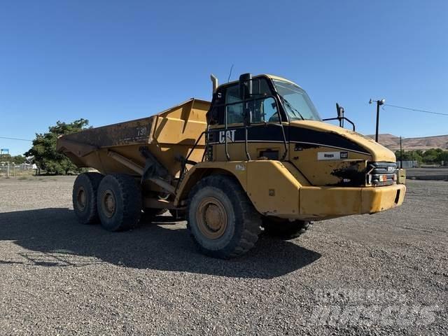 CAT 730 ساحبات مفصلية