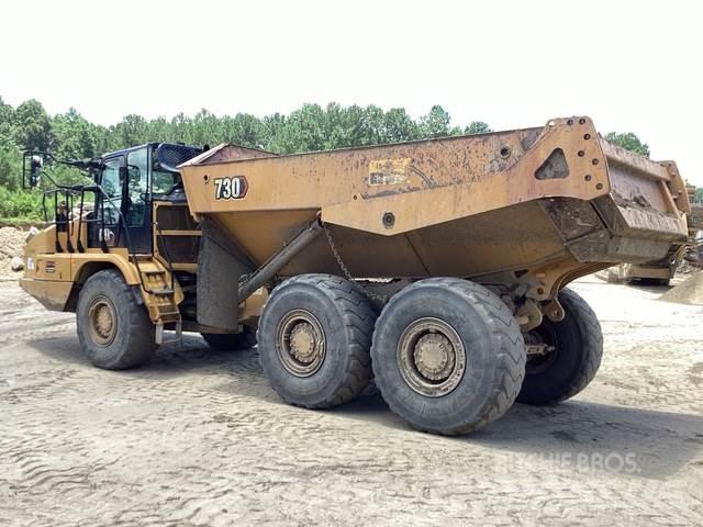 CAT 730 ساحبات مفصلية