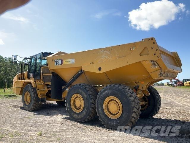 CAT 730 ساحبات مفصلية