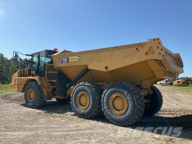CAT 730 ساحبات مفصلية