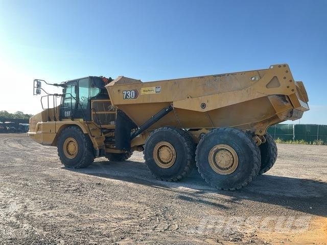 CAT 730 ساحبات مفصلية