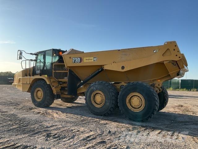 CAT 730 ساحبات مفصلية
