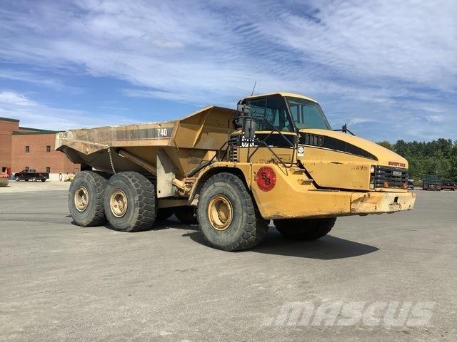 CAT 740 ساحبات مفصلية