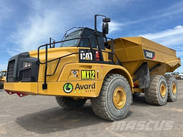 CAT 740B ساحبات مفصلية