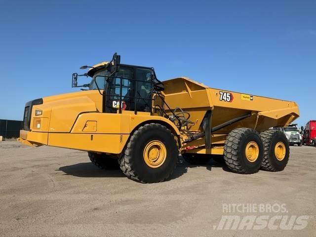 CAT 745 ساحبات مفصلية