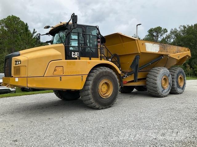 CAT 745 ساحبات مفصلية