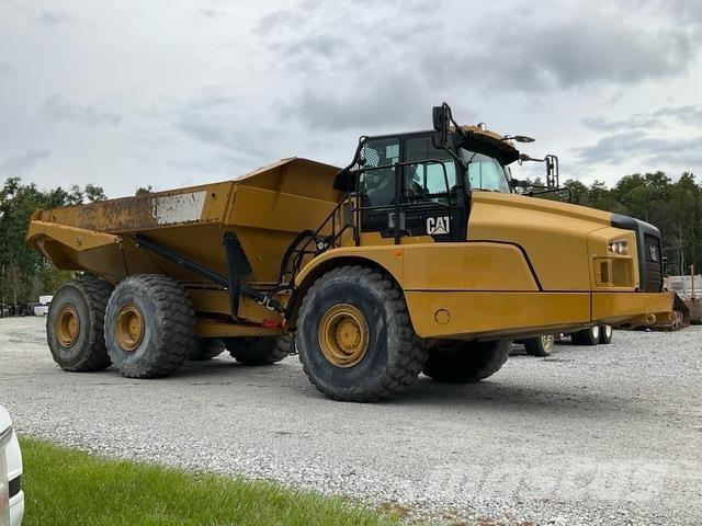 CAT 745 ساحبات مفصلية
