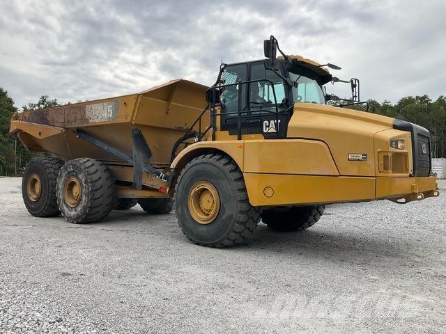 CAT 745 ساحبات مفصلية