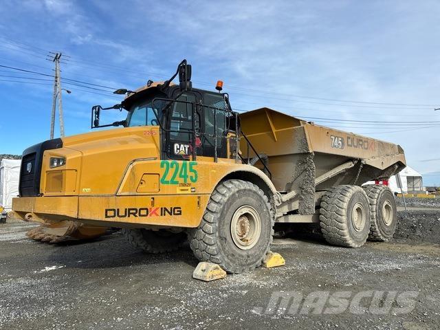 CAT 745-04 ساحبات مفصلية
