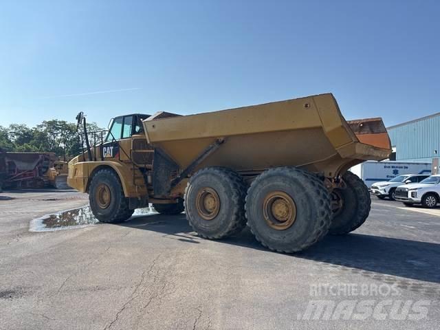 CAT 745C ساحبات مفصلية