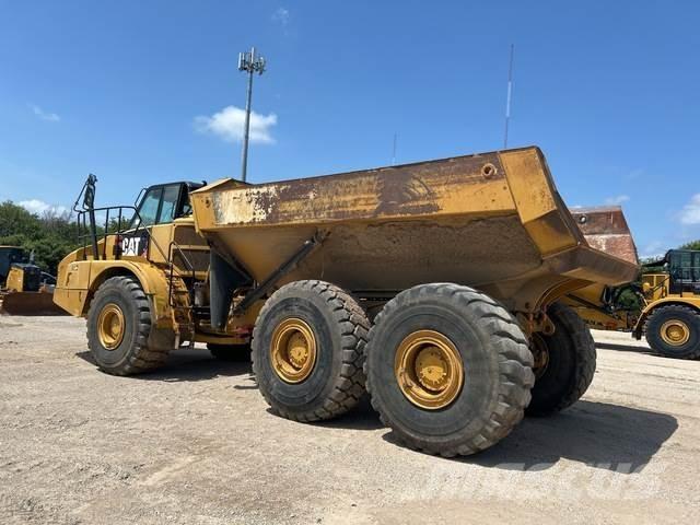 CAT 745C ساحبات مفصلية