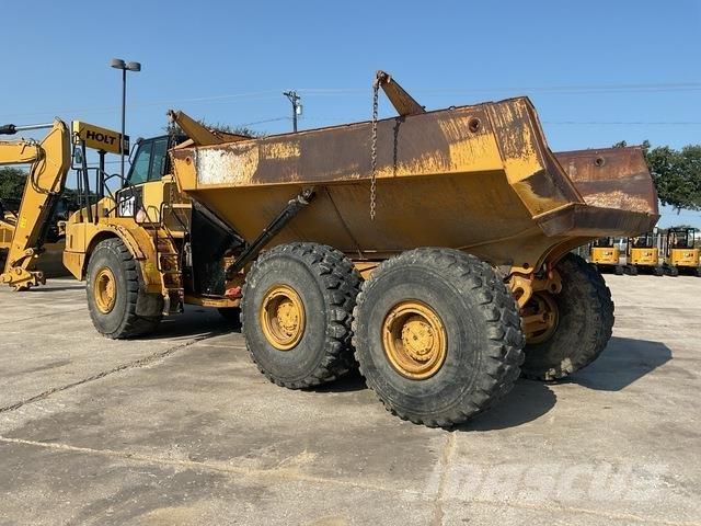 CAT 745C ساحبات مفصلية