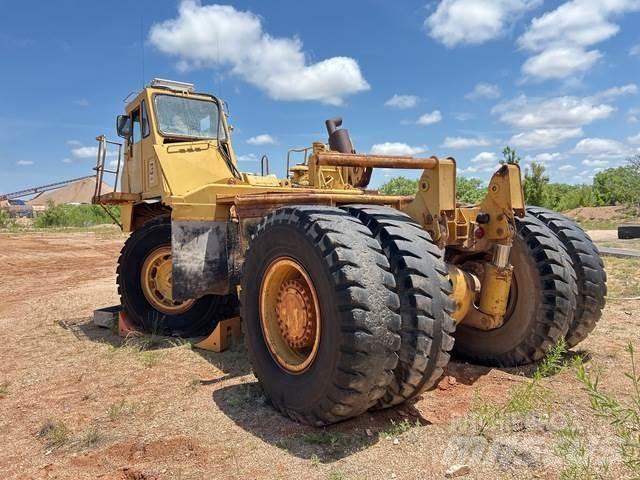 CAT 768C ساحبات مفصلية