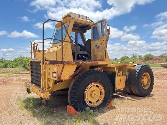 CAT 768C ساحبات مفصلية