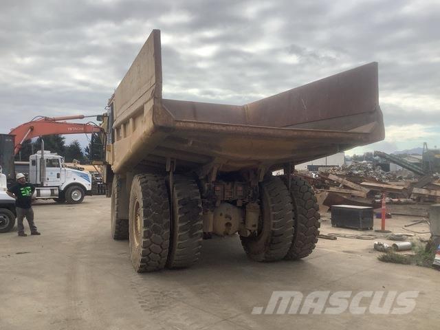CAT 769D ساحبات مفصلية