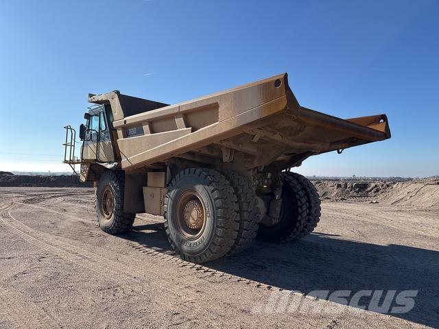 CAT 769D ساحبات مفصلية
