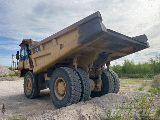 CAT 771D ساحبات مفصلية