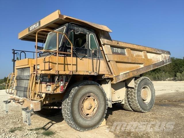 CAT 771D ساحبات مفصلية