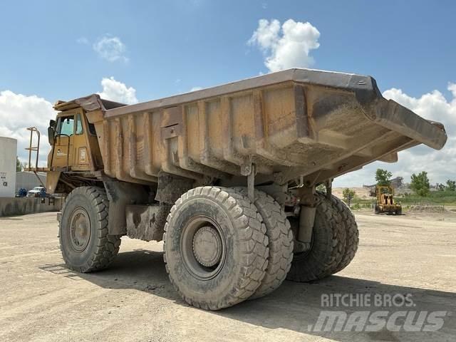CAT 773B ساحبات مفصلية