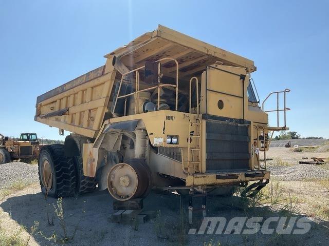 CAT 773B ساحبات مفصلية