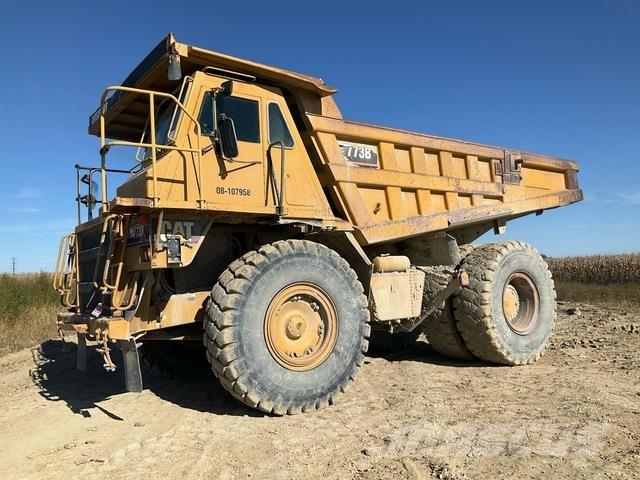 CAT 773B ساحبات مفصلية