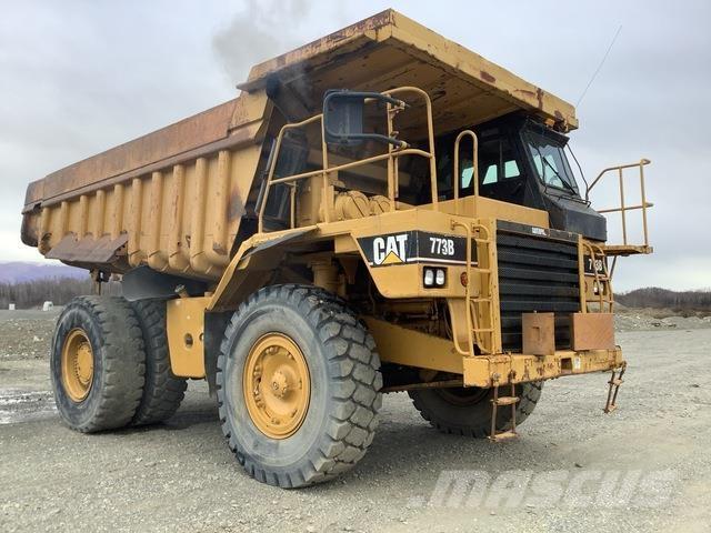 CAT 773B ساحبات مفصلية