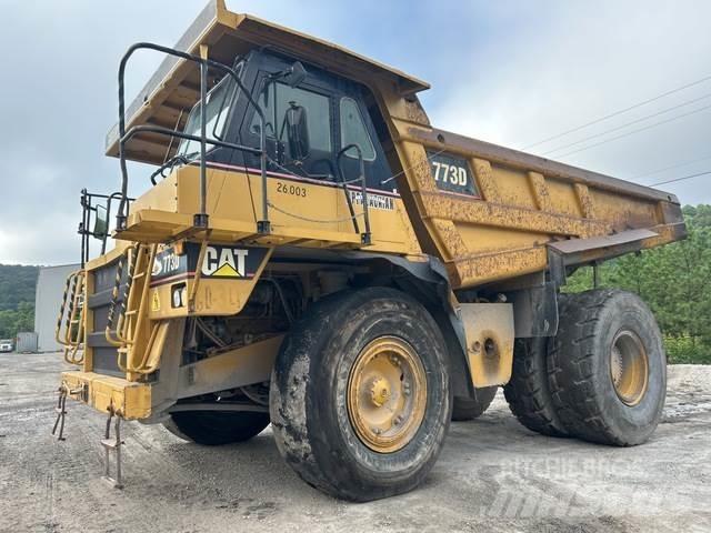 CAT 773D ساحبات مفصلية
