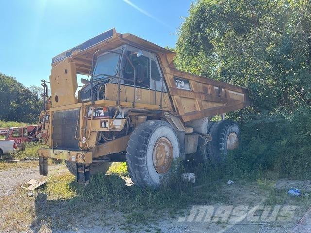 CAT 773D ساحبات مفصلية